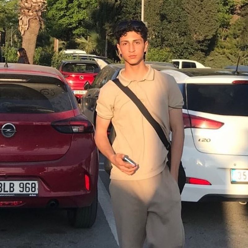 Ozan Özer'nın avatarı